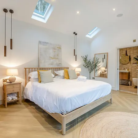 3 Bed In 95777 그레이트 에이튼