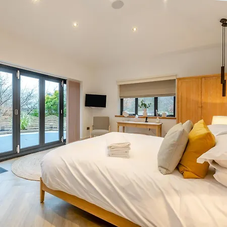 3 Bed In 95777 펜션 그레이트 에이튼