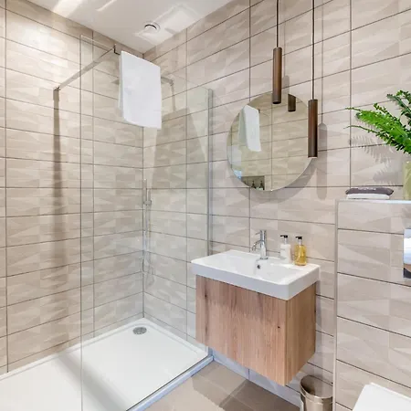 3 Bed In 95777 펜션 *