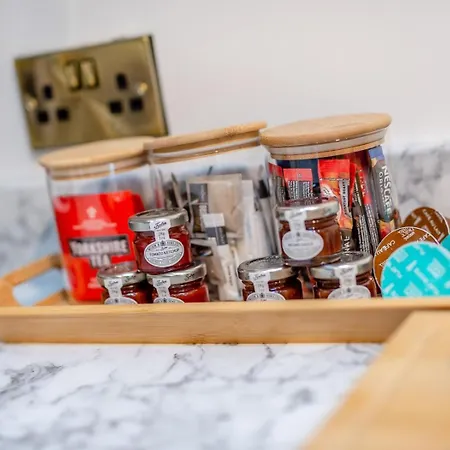 Сasa de vacaciones 3 Bed In Middlesbrough Oc-95777 *