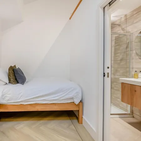 3 Bed In Middlesbrough Oc-95777